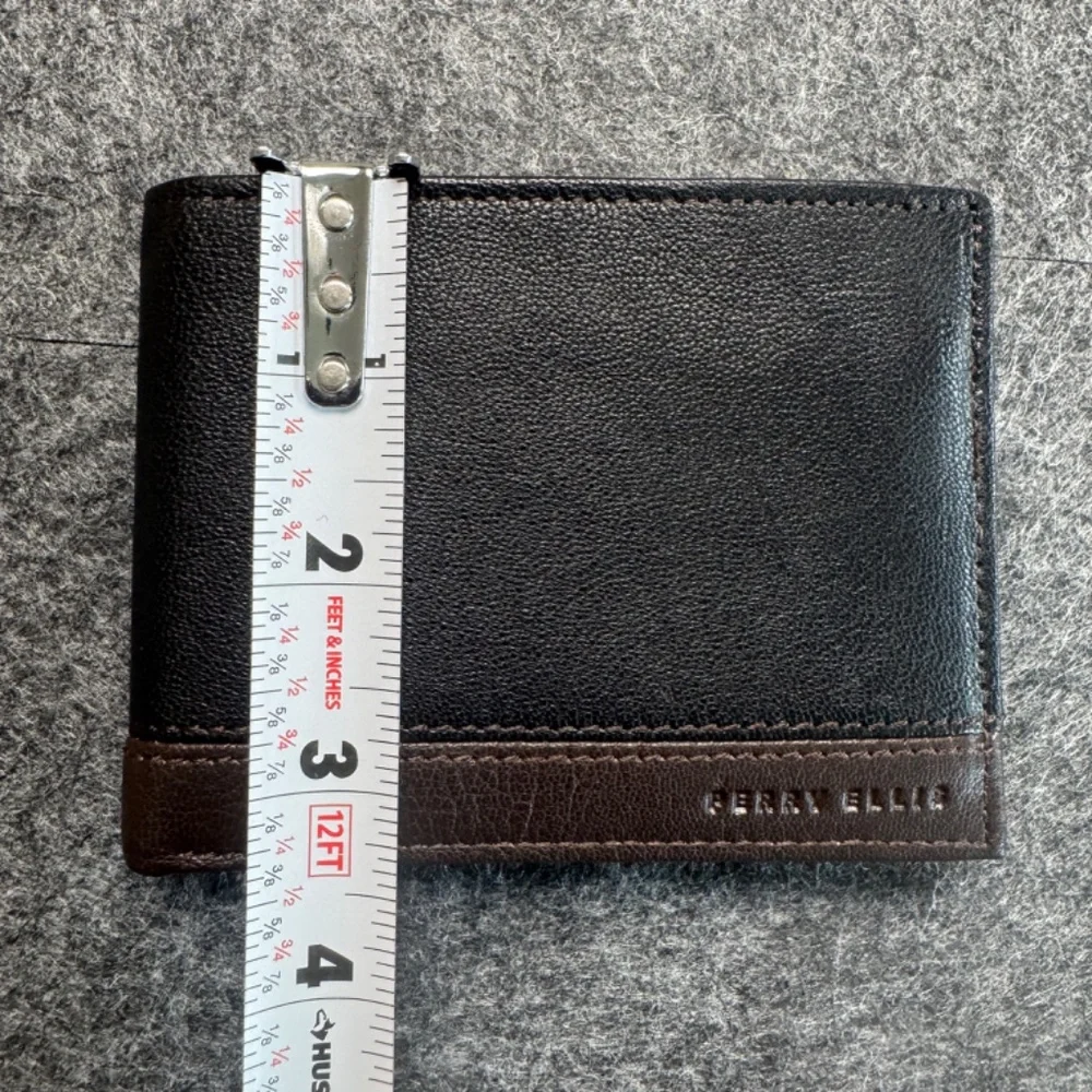 Perry Ellis Portfolio Bifold Passcase Leather Men's Wallet Removable ID Holder